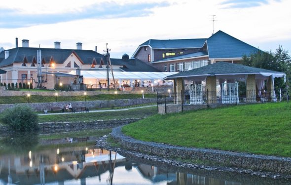 Загородный отель - клуб